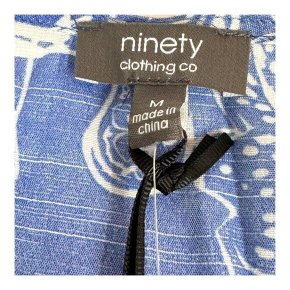 Ninety Clothing Co Blue Floral Sleeveless Blouse Tank Shirt Top Ruffle Medium NW - Picture 2 of 5